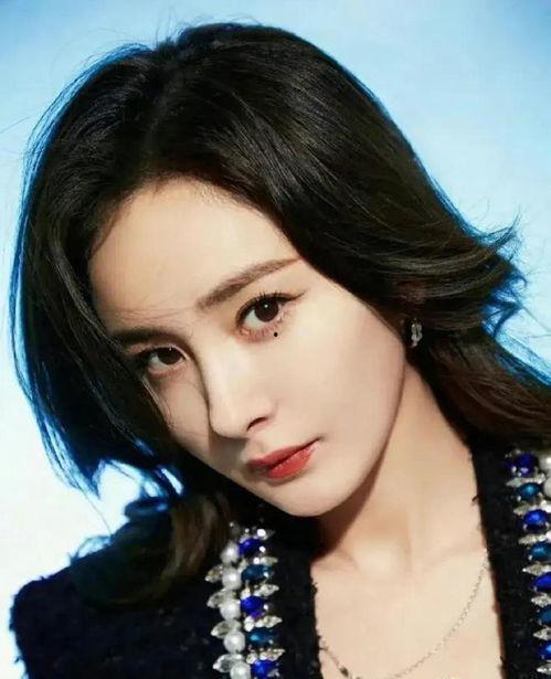 娱乐圈明星吃大瓜是谁啊 第2张 娱乐圈明星吃大瓜是谁啊 第2张